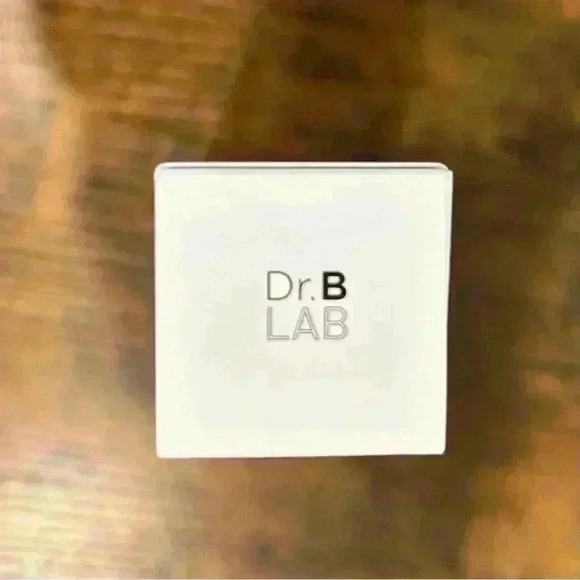 NWT Dr Brandt B Lab Hydrating Serum-To-Highlighter Brightening Face Moisturizer - Picture 6 of 6